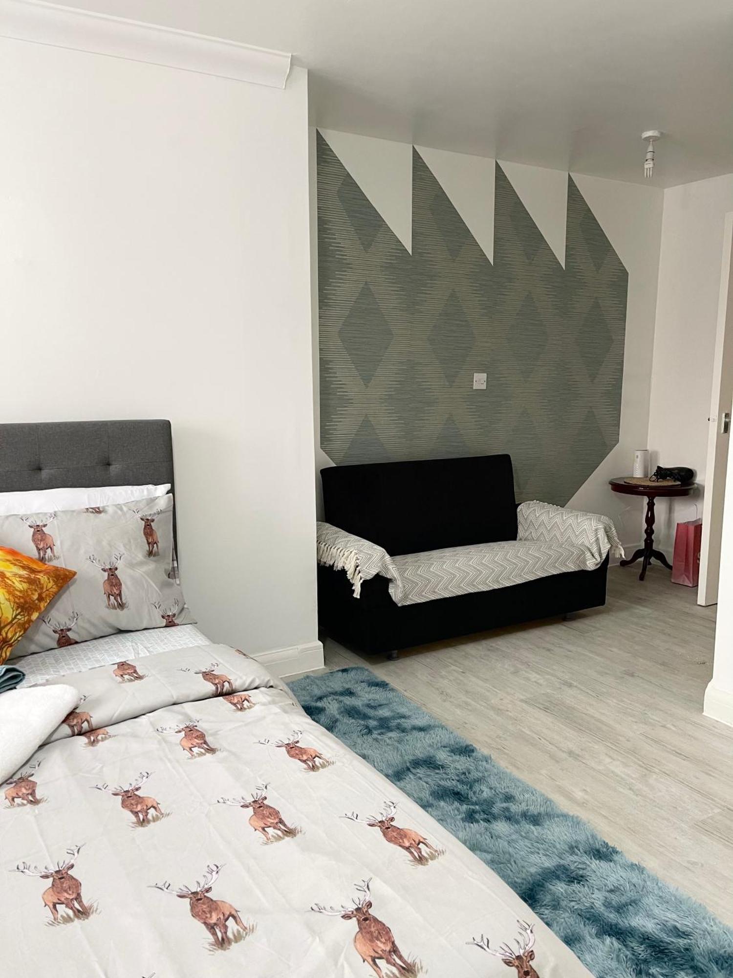 Stanton - Impeccable And Stylish 2 Bedroom Dagenham Esterno foto