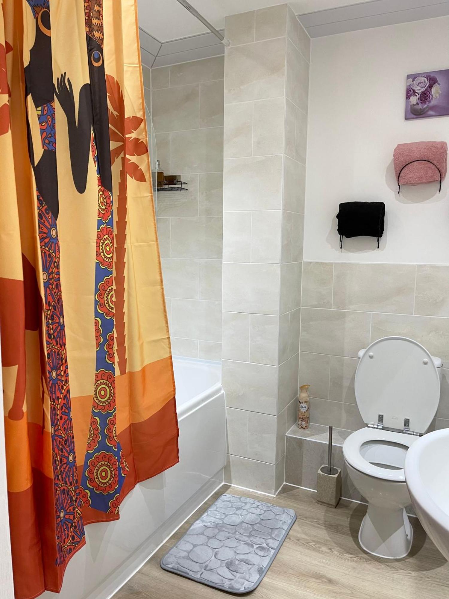 Stanton - Impeccable And Stylish 2 Bedroom Dagenham Esterno foto